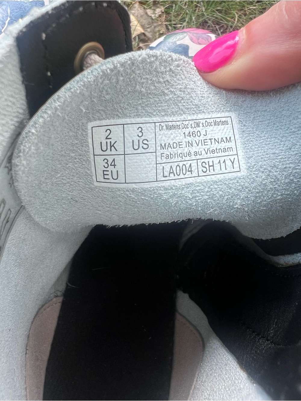 Kids Floral Dr. Martens - Size 3 - Picture 4 of 4